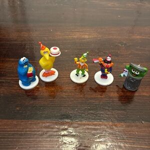 Wilton VTG Sesame Street  Cake Toppers